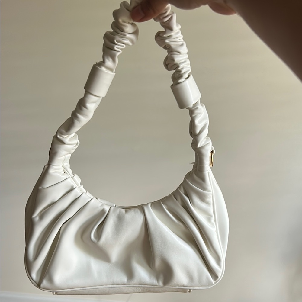 Elegant White Ruched Shoulder Bag